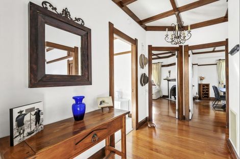 Photo of property in 72 Thornton Road, Cambridge, 3434