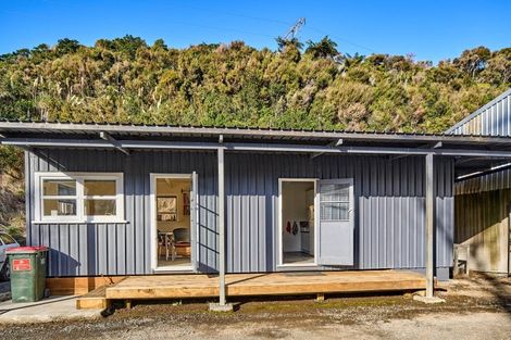 Photo of property in 25a Mt Cecil Road, Moonshine Valley, Porirua, 5381