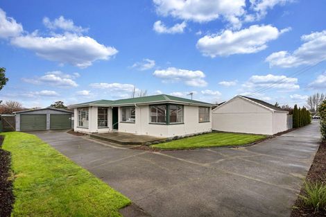 Photo of property in 76a Englefield Road, Northwood, Christchurch, 8051