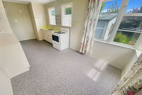 Photo of property in 33 Blighs Road, Bryndwr, Christchurch, 8053