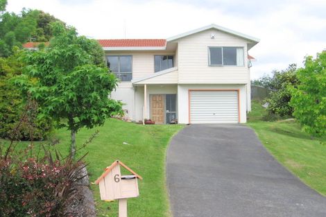 Photo of property in 6 Meynell Court, Glen Eden, Auckland, 0602