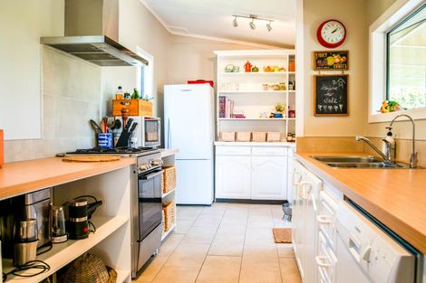 Photo of property in 10a Hill Street, Lawrence, 9532