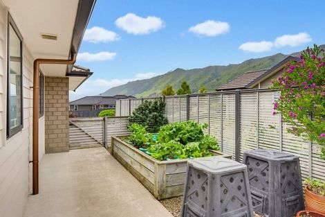 Photo of property in 35 Waipunahau Road, Waikanae, 5036