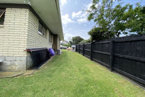 Photo of property in 1/10 Fortunes Road, Half Moon Bay, Auckland, 2012