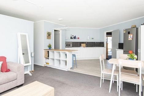 Photo of property in 33 Sirrah Street, Okitu, Gisborne, 4010