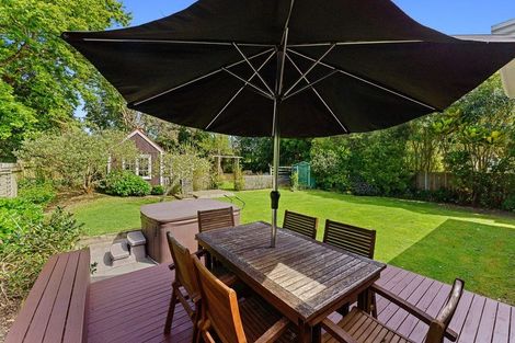 Photo of property in 15 Kauri Road, Waikanae, 5036