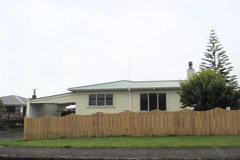 Photo of property in 39 Old Onerahi Road, Onerahi, Whangarei, 0110