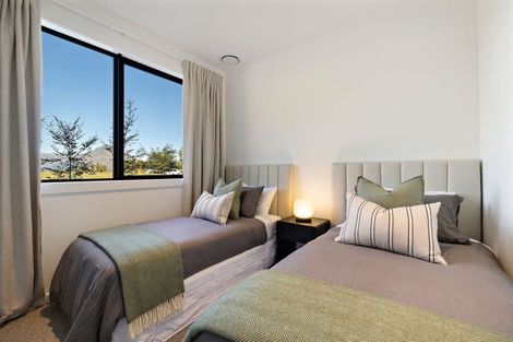 Photo of property in 30 Cunninghams Drive, Jacks Point, Queenstown, 9371