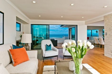 Photo of property in 74 Churchill Road, Murrays Bay, Auckland, 0630