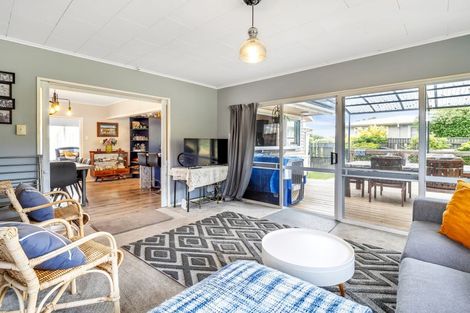 Photo of property in 11 Ries Street, Dannevirke, 4930