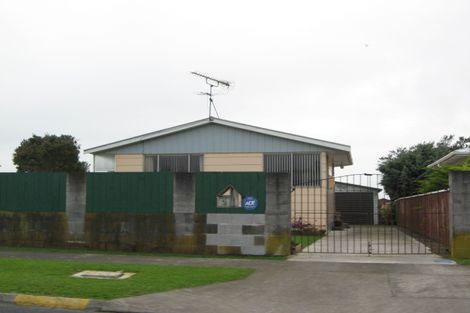 Photo of property in 34 Hume Street, Waitara, 4320