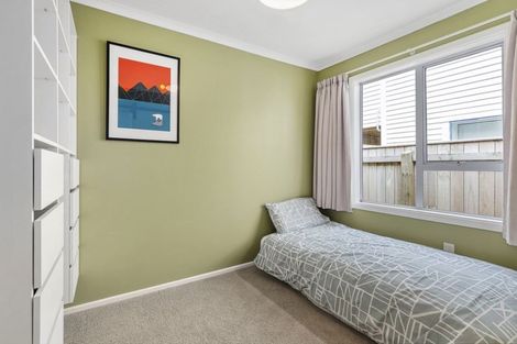 Photo of property in 8 Carleton Terrace, Tawa, Wellington, 5028