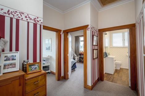 Photo of property in 105 Pownall Street, Masterton, 5810