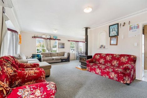 Photo of property in 58 Moncrieff Avenue, Clendon Park, Auckland, 2103