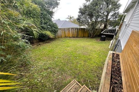 Photo of property in 1/19a Park Road, Glenfield, Auckland, 0629