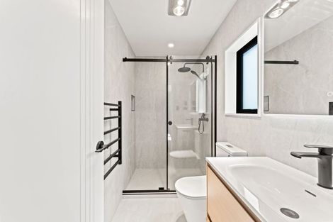 Photo of property in 2/44 Drake Street, Howick, Auckland, 2014