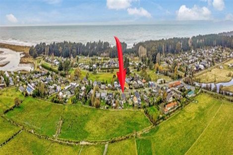 Photo of property in 77 Park Terrace, Waikuku Beach, 7473