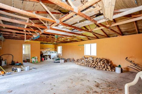 Photo of property in 292 Tamaki River Road, Dannevirke, 4972