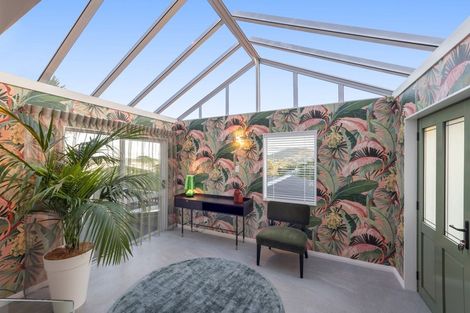 Photo of property in 13 Whitu Street, Khandallah, Wellington, 6035