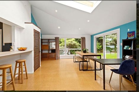 Photo of property in 1 Westhaven Drive, Tawa, Wellington, 5028