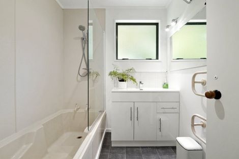 Photo of property in 4a Ronay Street, Bradford, Dunedin, 9011