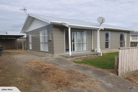 Photo of property in 21 Solway Street, Levin, 5510
