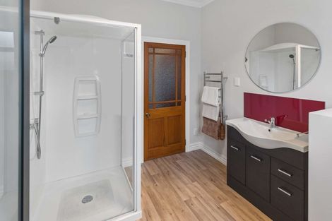 Photo of property in 17 Field Street, Aramoho, Whanganui, 4500