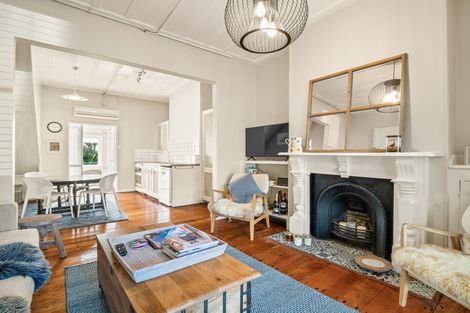 Photo of property in 48 Melville Street, Dunedin Central, Dunedin, 9016