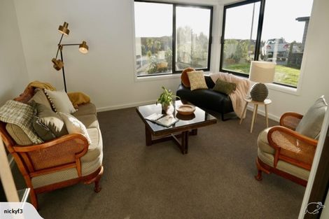 Photo of property in 7 Te Heke Place, Waikanae, 5036