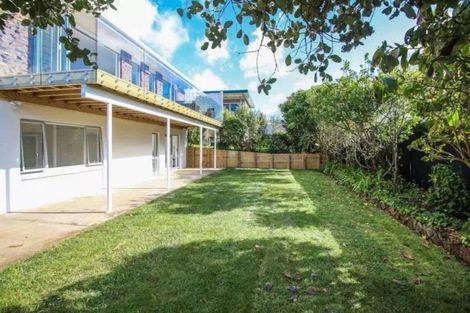 Photo of property in 5 Maxwelton Drive, Mairangi Bay, Auckland, 0630