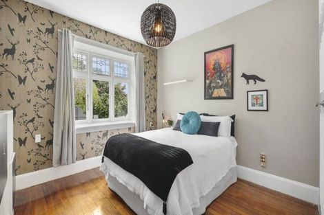 Photo of property in 2 Gamblins Road, Saint Martins, Christchurch, 8022