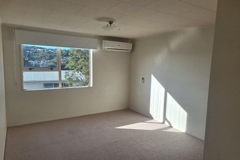 Photo of property in 1/2 Angell Street, Johnsonville, Wellington, 6037