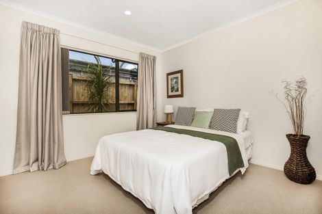 Photo of property in 45 Blackwood Drive, Wattle Downs, Auckland, 2103
