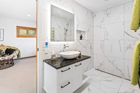 Photo of property in 2396 Whangarei Heads Road, Whangarei Heads, 0174