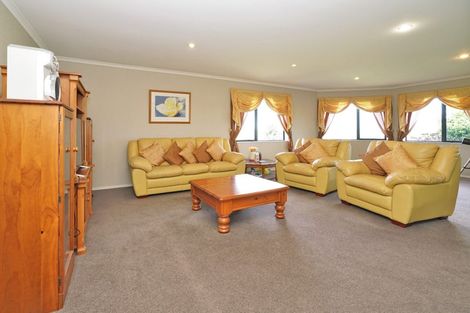 Photo of property in 127 Wallace Road, Temple View, Hamilton, 3289