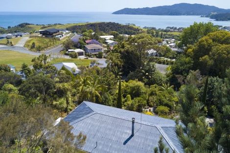 Photo of property in 105 Cable Bay Block Road, Cable Bay, 0420