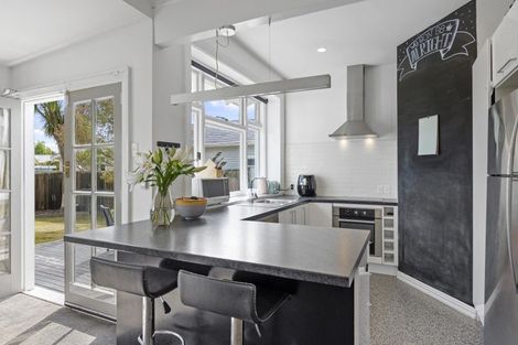 Photo of property in 219 Hills Road, Mairehau, Christchurch, 8013