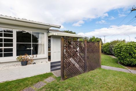 Photo of property in 86 Sandwich Road, St Andrews, Hamilton, 3200