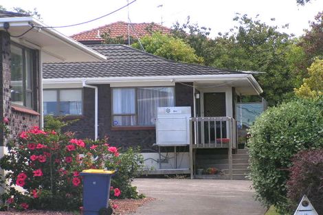 Photo of property in 1/12 Kauri Glen Road, Northcote, Auckland, 0627