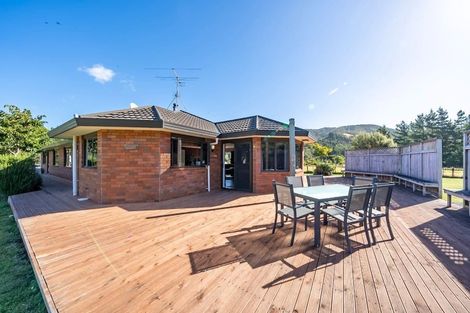 Photo of property in 150 Upper Fitzherbert Road, Wainuiomata, Lower Hutt, 5373
