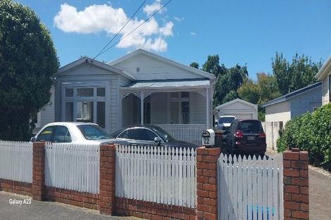 Photo of property in 22 Riddlers Crescent, Petone, Lower Hutt, 5012