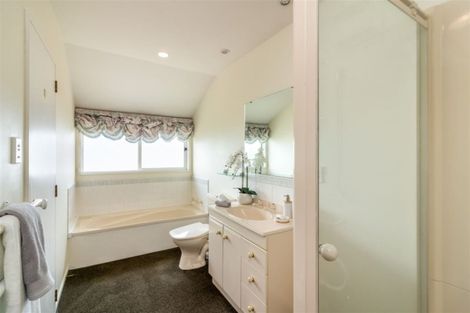 Photo of property in 15a Fieldmoor Place, Parklands, Christchurch, 8083