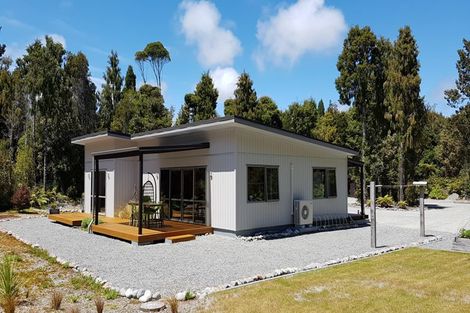 Photo of property in 6 Hurren Place West, Kumara Junction, Hokitika, 7882