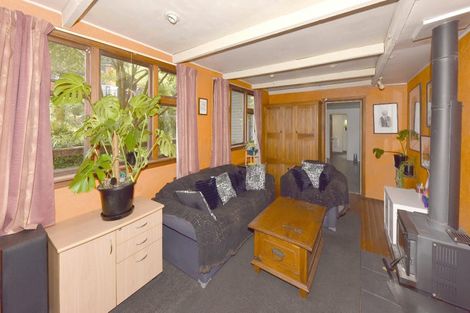 Photo of property in 64 Hawkhurst Road, Lyttelton, 8082