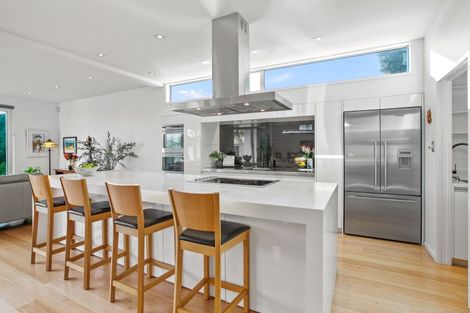 Photo of property in 17 Pitcairn Street, Oakura, 4314