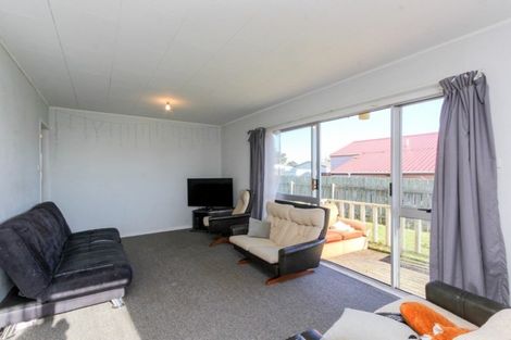 Photo of property in 61 Hume Street, Waitara, 4320