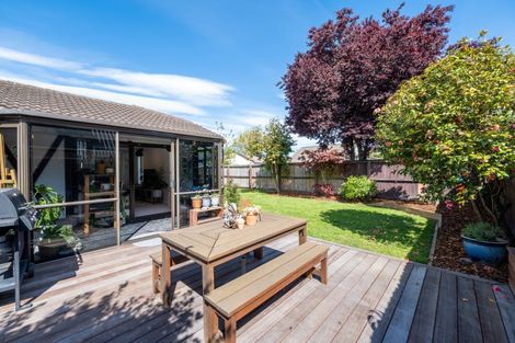 Photo of property in 45 Dunbarton Street, Redwood, Christchurch, 8051