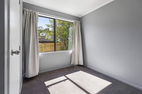 Photo of property in 8 Sombrero View, Ascot Park, Porirua, 5024