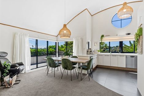 Photo of property in 18 Palm Cove, Arkles Bay, Whangaparaoa, 0932