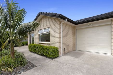 Photo of property in 9 Annalise Place, Orewa, 0931